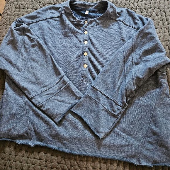 FP MOVEMENT BY FREE PEOPLE SWEAT SHIRT SIZE S - Picture 1 of 5